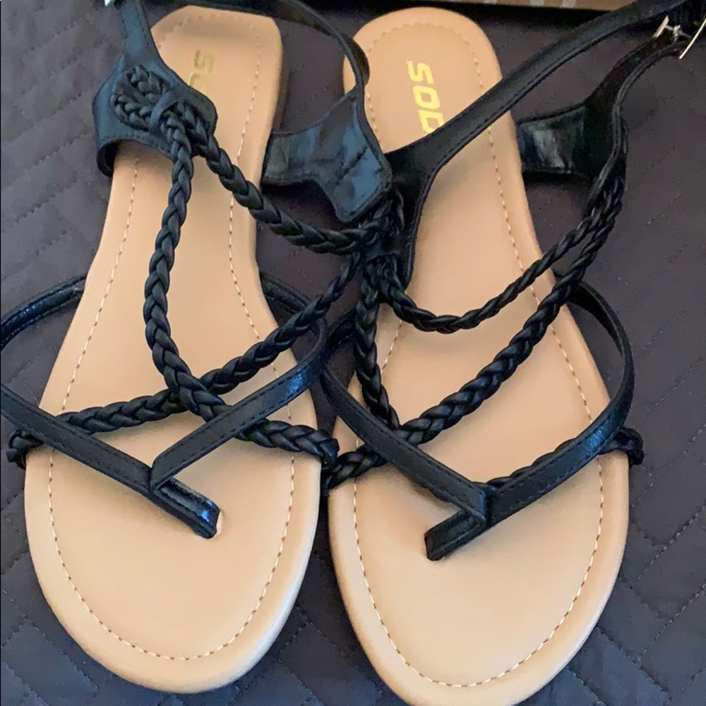 Sandles